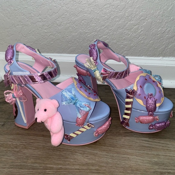 Candy Donut Heels - Picture 3 of 7